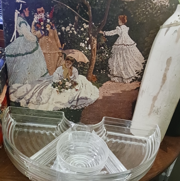 🍱Chip & Salsa Heavy Divided Platter/Tray Melamine Round 16",Serving Bowls🥣🍒🍍 - Picture 4 of 7